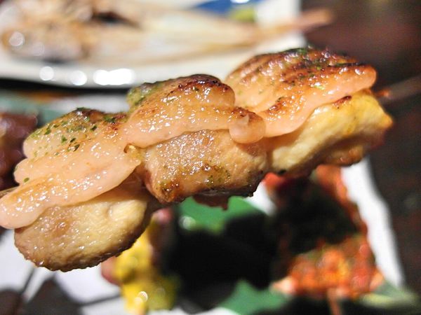 一号基地炭火食堂 ダイニングバー：❤️美食❤️【台北。大安】一号基地炭火食堂 ダイニングバー ★工地風格居酒屋/深夜聚會餐廳/著火炙燒牛舌