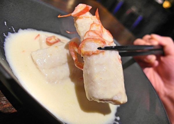 一号基地炭火食堂 ダイニングバー：❤️美食❤️【台北。大安】一号基地炭火食堂 ダイニングバー ★工地風格居酒屋/深夜聚會餐廳/著火炙燒牛舌