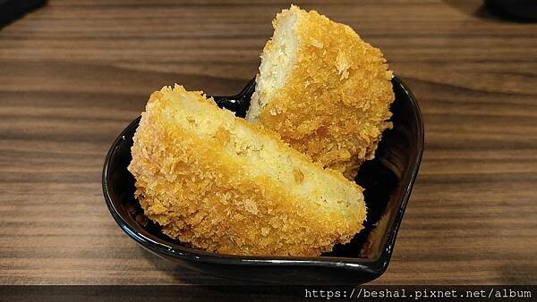 台北市捷運中山站平民美食創意丼飯~新丼 被網路IG FB燒到