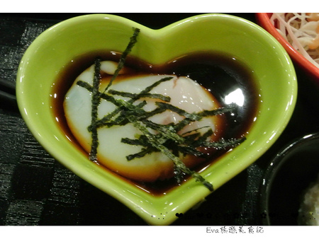 新丼：【食記－邀約】oO。台北　中山　新丼－日式創意丼飯專賣店　美式新丼、韓式新丼、招牌豆腐丼、台式新丼、蔥動（衝動）　新丼讓大家有心動的衝動，還不快行動～～o○。