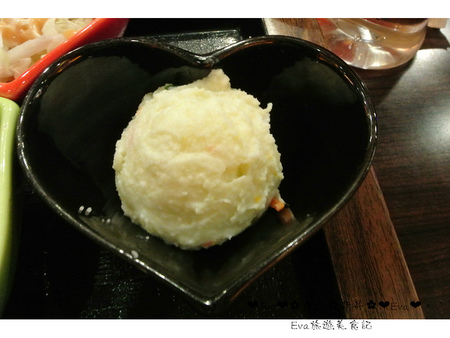 新丼：【食記－邀約】oO。台北　中山　新丼－日式創意丼飯專賣店　美式新丼、韓式新丼、招牌豆腐丼、台式新丼、蔥動（衝動）　新丼讓大家有心動的衝動，還不快行動～～o○。