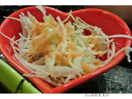 新丼：【食記－邀約】oO。台北　中山　新丼－日式創意丼飯專賣店　美式新丼、韓式新丼、招牌豆腐丼、台式新丼、蔥動（衝動）　新丼讓大家有心動的衝動，還不快行動～～o○。