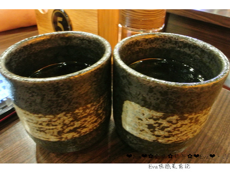 新丼：【食記－邀約】oO。台北　中山　新丼－日式創意丼飯專賣店　美式新丼、韓式新丼、招牌豆腐丼、台式新丼、蔥動（衝動）　新丼讓大家有心動的衝動，還不快行動～～o○。