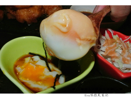 新丼：【食記－邀約】oO。台北　中山　新丼－日式創意丼飯專賣店　美式新丼、韓式新丼、招牌豆腐丼、台式新丼、蔥動（衝動）　新丼讓大家有心動的衝動，還不快行動～～o○。