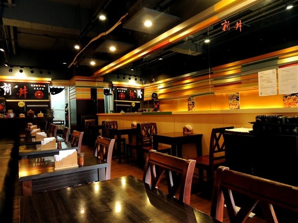 新丼:中山站美食 新丼蓋飯 牽絲起司瀑布 泡菜雙口味 雙人送超大豬排~ 新丼:中山站美食 新丼蓋飯 牽絲起司瀑布 泡菜雙口味 雙人送超大豬排~