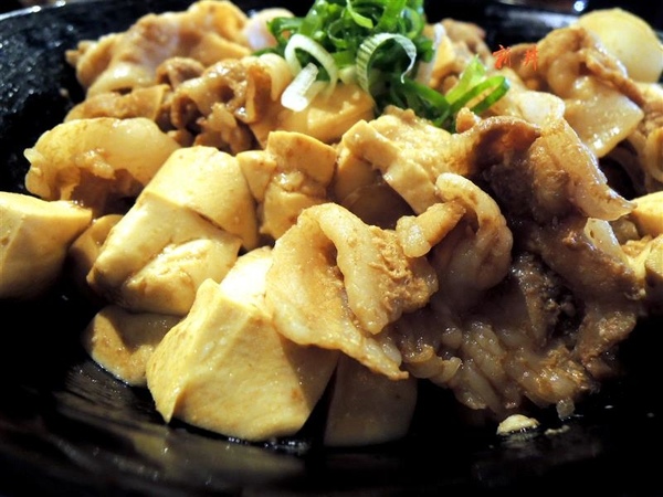 新丼:中山站美食 新丼蓋飯 牽絲起司瀑布 泡菜雙口味 雙人送超大豬排~ 新丼:中山站美食 新丼蓋飯 牽絲起司瀑布 泡菜雙口味 雙人送超大豬排~