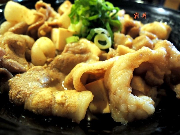 新丼:中山站美食 新丼蓋飯 牽絲起司瀑布 泡菜雙口味 雙人送超大豬排~ 新丼:中山站美食 新丼蓋飯 牽絲起司瀑布 泡菜雙口味 雙人送超大豬排~