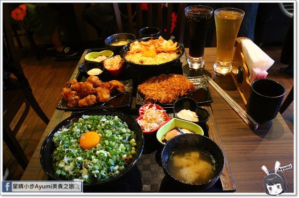 新丼：[食記]►台北大同區◄新丼創意丼飯專賣店/韓美新丼/衝動-蔥丼/酸甜糖醋炸雞/無敵炸豬排