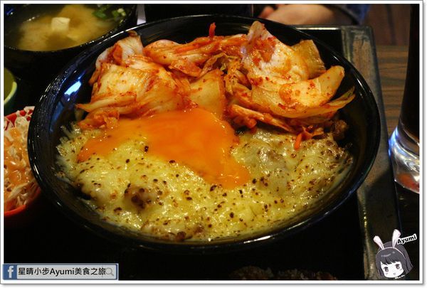 新丼：[食記]►台北大同區◄新丼創意丼飯專賣店/韓美新丼/衝動-蔥丼/酸甜糖醋炸雞/無敵炸豬排