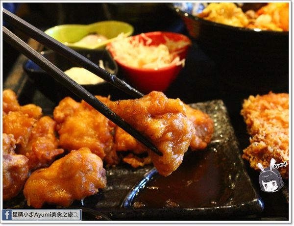 新丼：[食記]►台北大同區◄新丼創意丼飯專賣店/韓美新丼/衝動-蔥丼/酸甜糖醋炸雞/無敵炸豬排