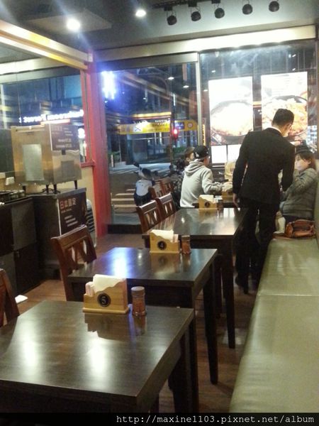 CYMERA_20141127_194948.jpg CYMERA_20141127_194948.jpg