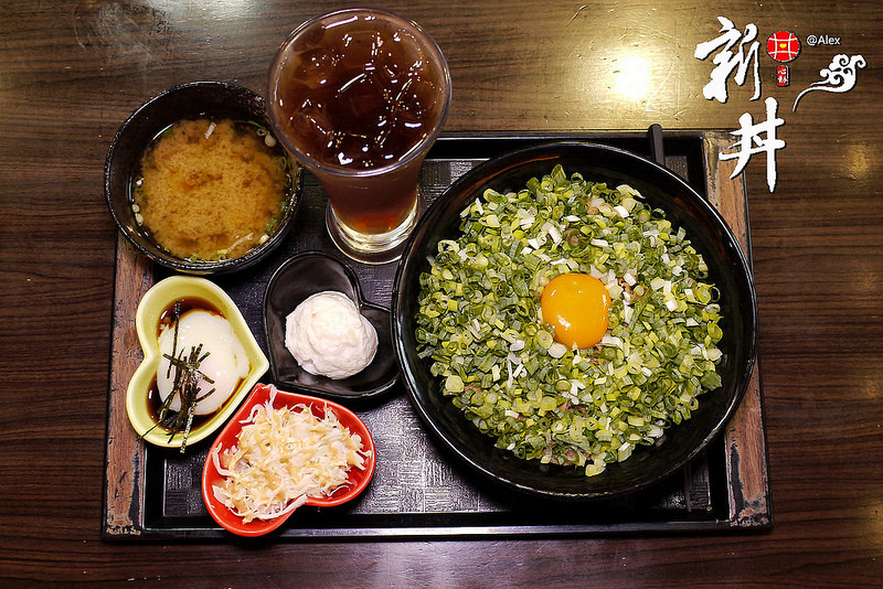 【台北】新丼 ~ 多達21種丼飯主餐可以選擇、口感美味份量足、而且丼飯牛肉還是用美國牛喔!!! / 長安西路 / 捷運台北車站 / 中山地下街