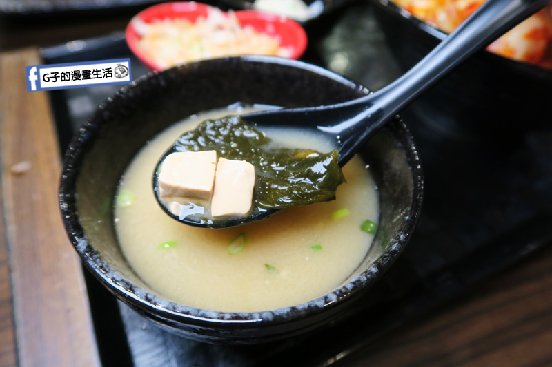 新丼 丼飯專賣店 味噌湯