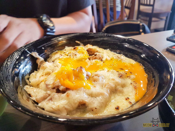 台北『大同區』[美食] 新丼・就是心動｜喀滋喀滋無敵炸豬排丼｜超牽絲美式新丼｜21種創意丼飯｜平價親民美食｜捷運中山站旁