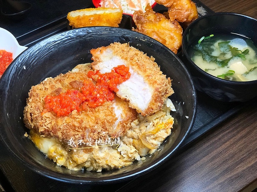 長安西路美食,台北商業午餐,中山站商業午餐,中山站午餐外送,中山站日式,丼飯外送,起司 飯,丼飯專賣店,台北起司,起司瀑布,視好蛋,創意丼飯,新丼板橋