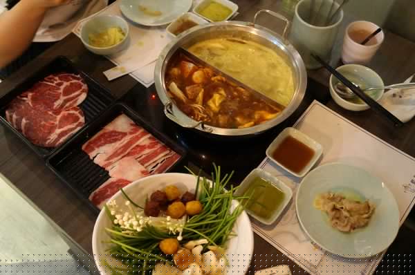 藍象廷泰鍋(慶城店)：藍象廷泰鍋♥ 慶城店 ♥泰式火鍋吃到飽