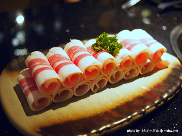 和稻壽喜燒鍋物(公益旗艦店)：【食記】台中和稻鍋物壽喜燒@南屯捷運MRT溝仔墘 : 顛覆傳統的鍋底？食材新鮮,創意吃法的台式壽喜綜合鍋