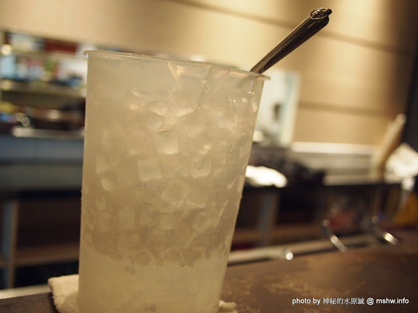 和稻壽喜燒鍋物(公益旗艦店)：【食記】台中和稻鍋物壽喜燒@南屯捷運MRT溝仔墘 : 顛覆傳統的鍋底？食材新鮮,創意吃法的台式壽喜綜合鍋