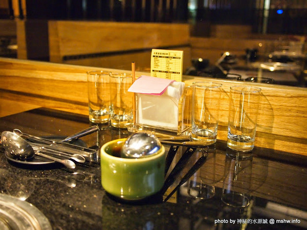 和稻壽喜燒鍋物(公益旗艦店)：【食記】台中和稻鍋物壽喜燒@南屯捷運MRT溝仔墘 : 顛覆傳統的鍋底？食材新鮮,創意吃法的台式壽喜綜合鍋