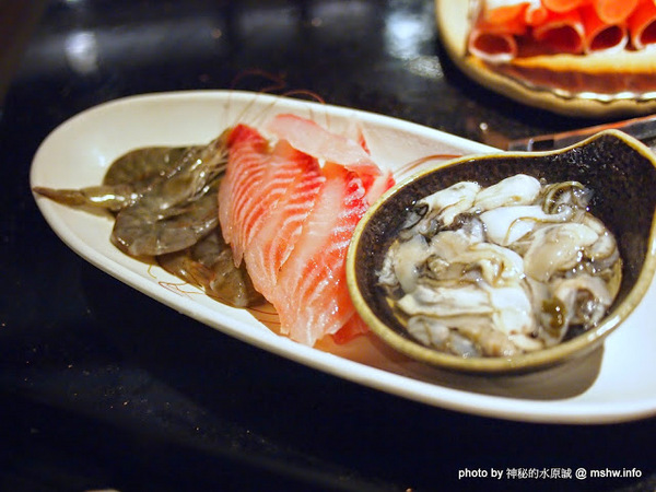 和稻壽喜燒鍋物(公益旗艦店)：【食記】台中和稻鍋物壽喜燒@南屯捷運MRT溝仔墘 : 顛覆傳統的鍋底？食材新鮮,創意吃法的台式壽喜綜合鍋