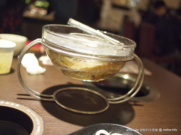 和稻壽喜燒鍋物(公益旗艦店)：【食記】台中和稻鍋物壽喜燒@南屯捷運MRT溝仔墘 : 顛覆傳統的鍋底？食材新鮮,創意吃法的台式壽喜綜合鍋