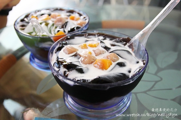 『食記』高雄三民。雷芽茶飲連鎖，好茶好抹好韻味～(鼎中直營店)