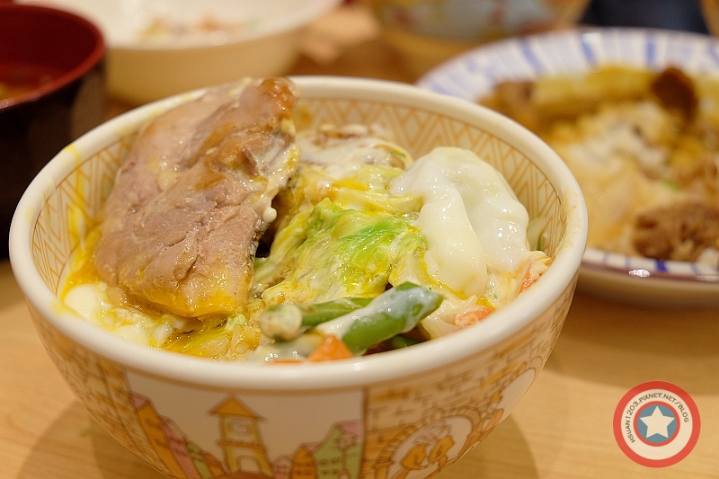 台北中正。日本SUKIYAすき家牛丼專賣店