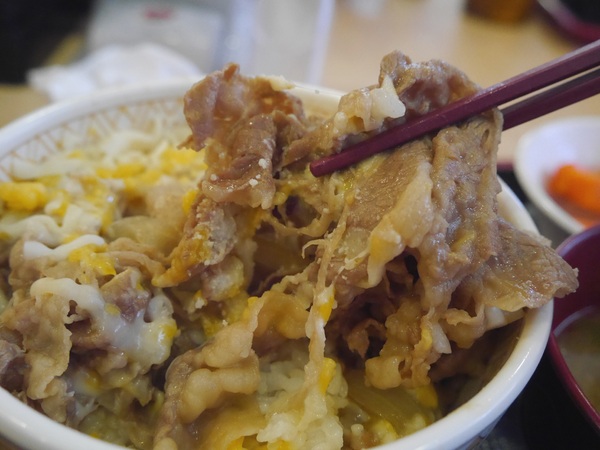 すき家SUKIYA(古亭店)：【橘子雞排】南門市場捷運站-SUKIYA すき家  日本來台的牛丼專賣