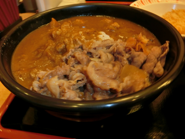 すき家 SUKIYA(古亭店)：<古亭站>不排隊吃不到的日本連鎖丼飯すき家SUKIYA