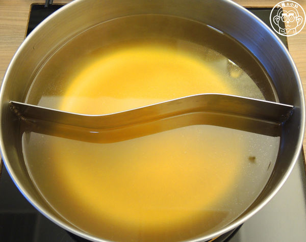 百草三味：呷飽祙【台北中山･百草三味鍋物】一次吃進十餘種契作有機葉菜