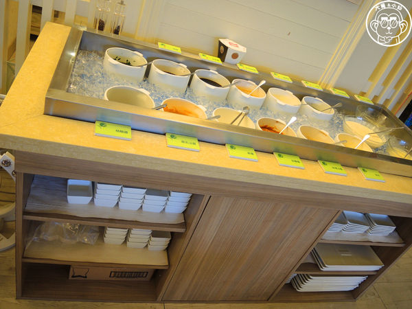 百草三味：呷飽祙【台北中山･百草三味鍋物】一次吃進十餘種契作有機葉菜