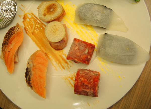 百草三味：呷飽祙【台北中山･百草三味鍋物】一次吃進十餘種契作有機葉菜