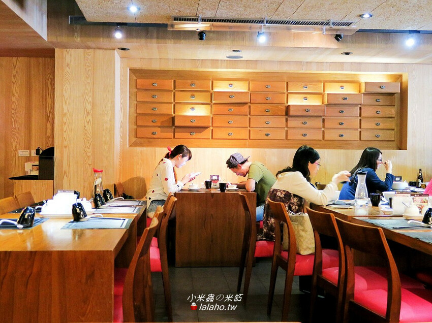 【小米蟲的米缸】品川蘭~牛小排X牛肉麵 震撼你的味覺體驗!