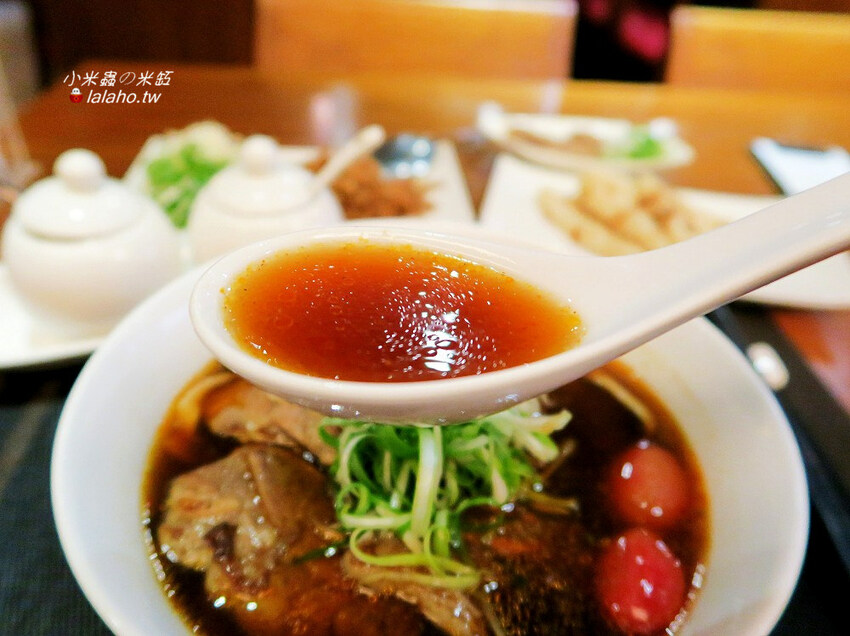 【小米蟲的米缸】品川蘭~牛小排X牛肉麵 震撼你的味覺體驗!