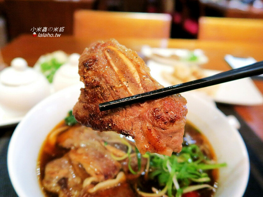 【小米蟲的米缸】品川蘭~牛小排X牛肉麵 震撼你的味覺體驗!