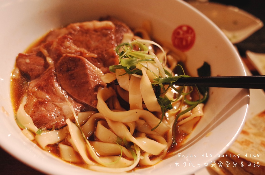 17-05-01-18-05-25-790_deco.jpg 17-05-01-18-05-25-790_deco.jpg