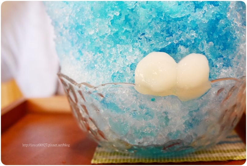 【台中.西區】町家咖啡 Machiya。藏匿向上市場.華美街上的日式剉冰,如棉花糖加了貓蛋蛋的夢幻藍 夏日祭典(5-9月限定)、宇治抹茶霜淇淋