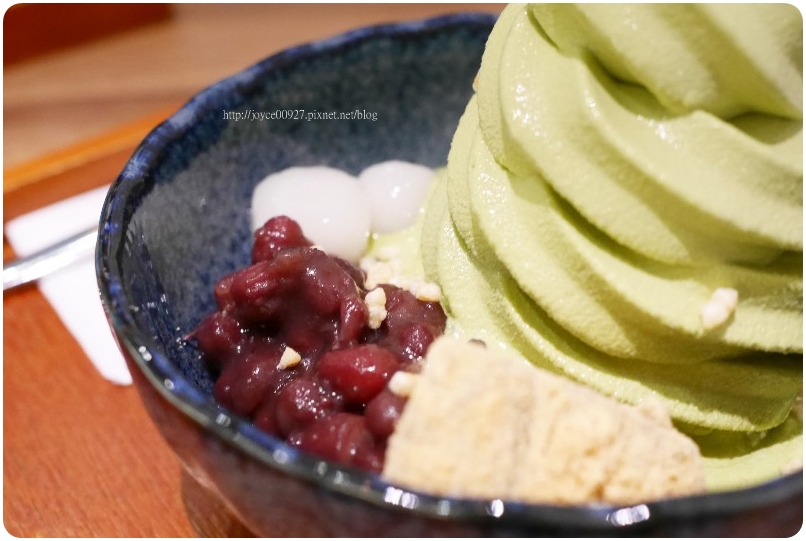 【台中.西區】町家咖啡 Machiya。藏匿向上市場.華美街上的日式剉冰,如棉花糖加了貓蛋蛋的夢幻藍 夏日祭典(5-9月限定)、宇治抹茶霜淇淋