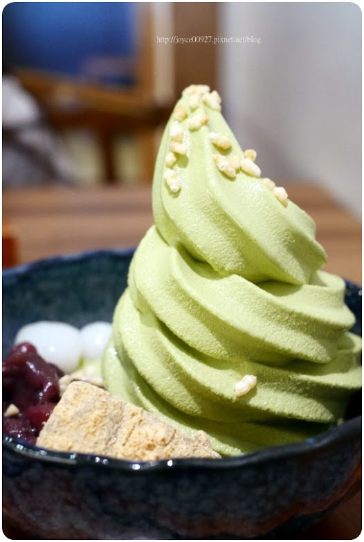 【台中.西區】町家咖啡 Machiya。藏匿向上市場.華美街上的日式剉冰,如棉花糖加了貓蛋蛋的夢幻藍 夏日祭典(5-9月限定)、宇治抹茶霜淇淋