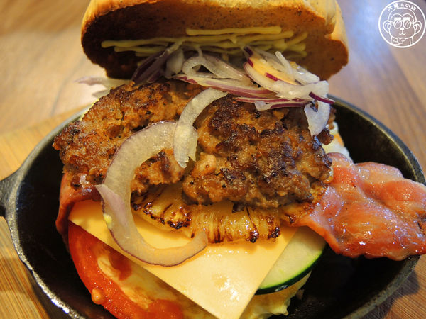 LOCO FOOD 樂口福咖啡:呷飽祙【台北中山・LOCO FOOD 樂口福】鐵鍋早餐大行其道 LOCO FOOD 樂口福咖啡:呷飽祙【台北中山・LOCO FOOD 樂口福】鐵鍋早餐大行其道