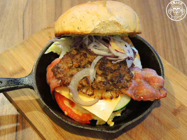 LOCO FOOD 樂口福咖啡:呷飽祙【台北中山・LOCO FOOD 樂口福】鐵鍋早餐大行其道 LOCO FOOD 樂口福咖啡:呷飽祙【台北中山・LOCO FOOD 樂口福】鐵鍋早餐大行其道