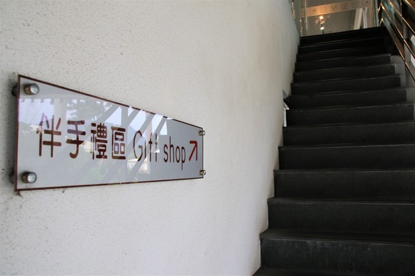 魔幻豆子主題館:【桃園大溪景點】魔幻豆子主題館~迎賓的花卉廊道,浪漫又繽紛,兒童F1賽車等小朋友鬥陣來嘗鮮囉