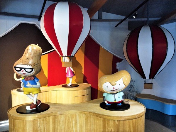 魔幻豆子主題館:【桃園大溪景點】魔幻豆子主題館~迎賓的花卉廊道,浪漫又繽紛,兒童F1賽車等小朋友鬥陣來嘗鮮囉