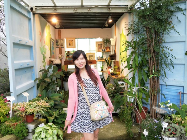 魔幻豆子主題館:【桃園大溪景點】魔幻豆子主題館~迎賓的花卉廊道,浪漫又繽紛,兒童F1賽車等小朋友鬥陣來嘗鮮囉