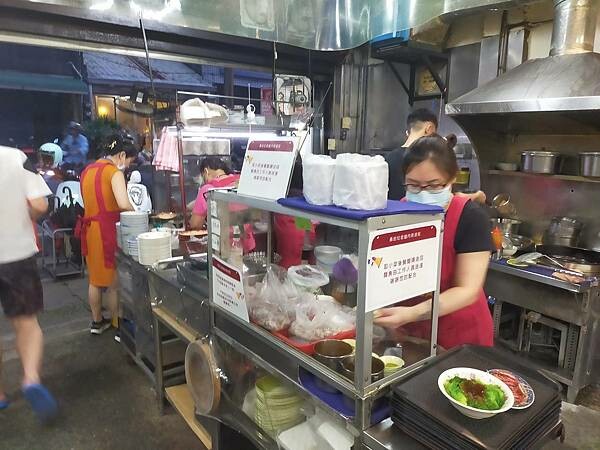 新北鶯歌勇伯垃圾麵~