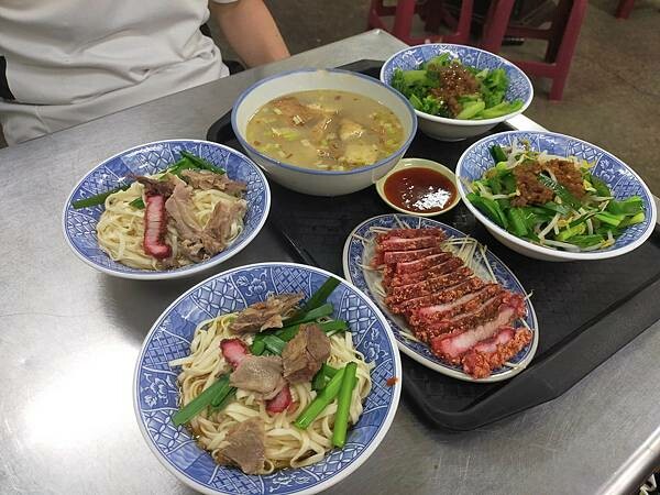 新北鶯歌勇伯垃圾麵~