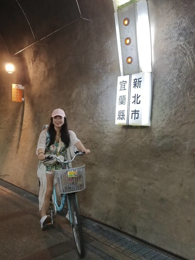 【新北.福隆】舊草嶺隧道騎自行車。草嶺之旅自行車行租車。漫遊無敵海景自行車道