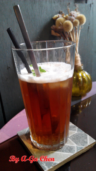 卡加米亞咖啡:【臺南Ω中西區】卡加米亞咖啡。在怎麼拍都很文青的老屋中享用美味早午餐與手作甜點 卡加米亞咖啡:【臺南Ω中西區】卡加米亞咖啡。在怎麼拍都很文青的老屋中享用美味早午餐與手作甜點