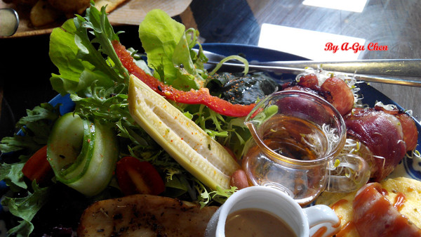 卡加米亞咖啡:【臺南Ω中西區】卡加米亞咖啡。在怎麼拍都很文青的老屋中享用美味早午餐與手作甜點 卡加米亞咖啡:【臺南Ω中西區】卡加米亞咖啡。在怎麼拍都很文青的老屋中享用美味早午餐與手作甜點