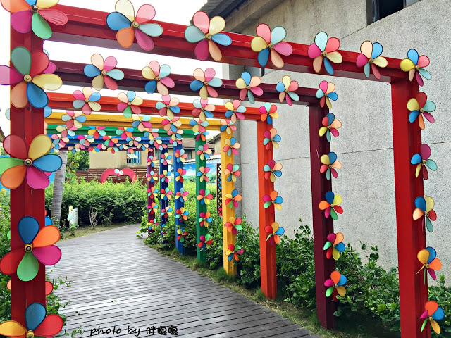 【彰化 花壇】茉莉花壇夢想館🌼🌼🌼舊穀倉改建而成的繽紛觀光景點,適合親子遊,一同感受茉莉芬芳,腹地不大,免門票,建議安排其他順遊景點